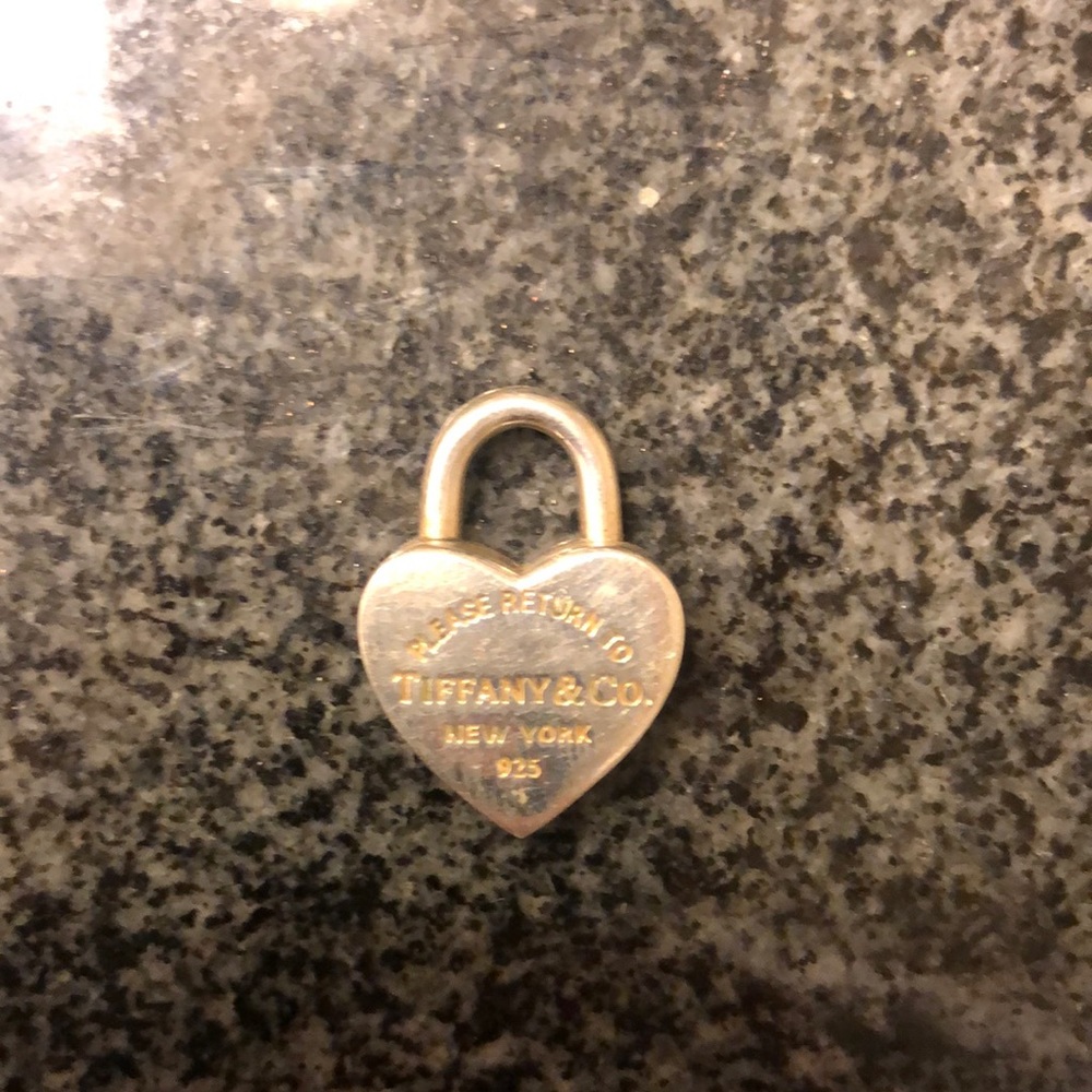 Tiffany& co necklace pendant
